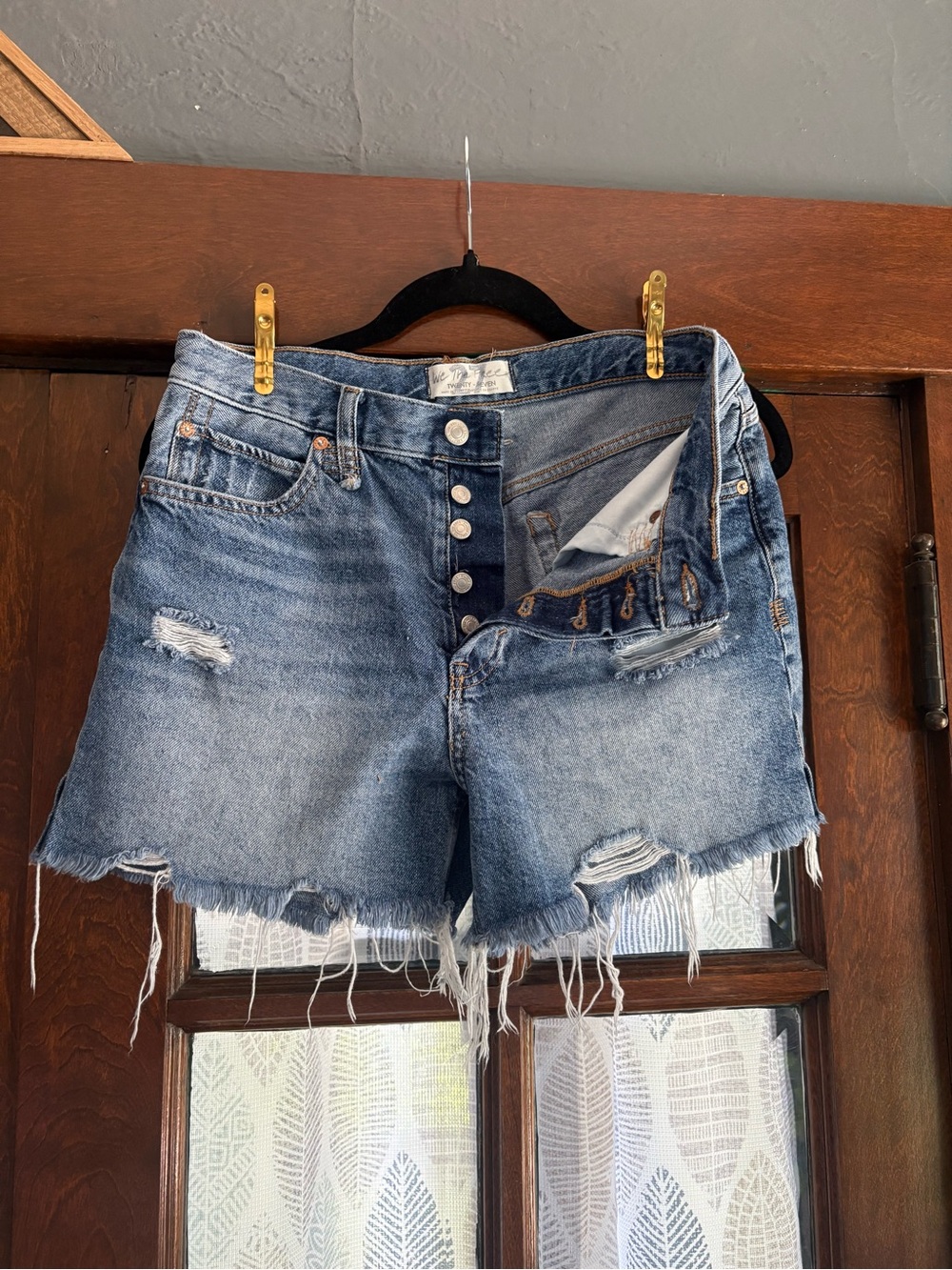 Free People We The Free Makai Cutoff Short in Shout & Twist Med Blue Size 27 - Picture 4 of 12